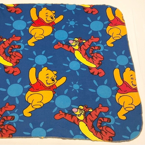 Vintage Winnie The Pooh Fleece Blanket Tigger - Picture 3 of 16